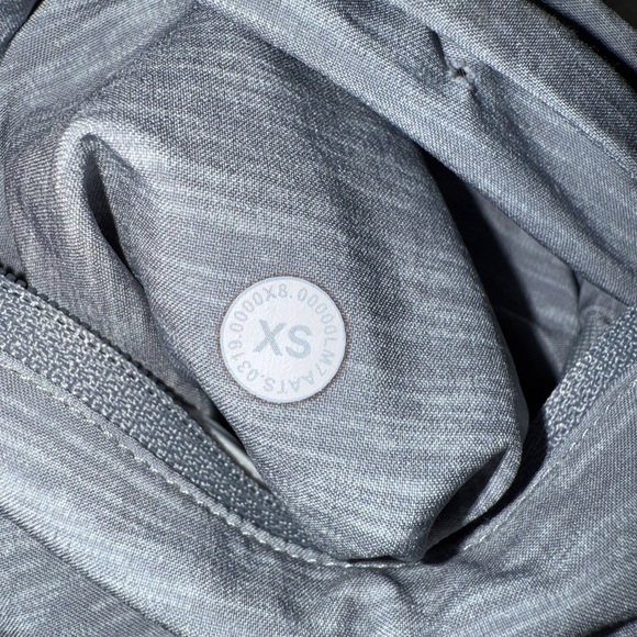 lululemon athletica Men's T.H.E. Linerless 9” Shorts Gray - Size XS - Picture 9 of 9